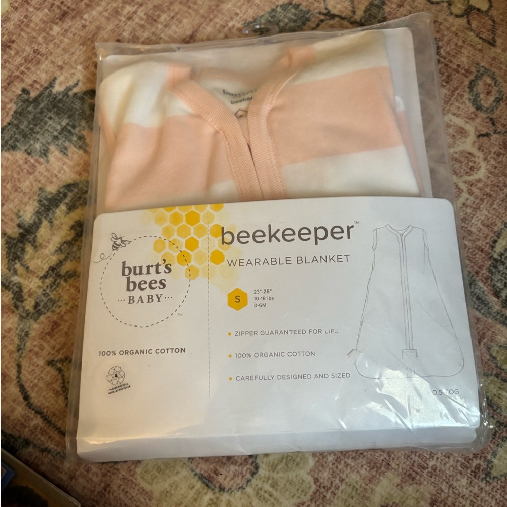 Burt's Bees Baby Beekeeper Blanket in Peach and White